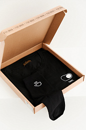 Мужской подарочный набор 11803 Носки+футболка / Черный